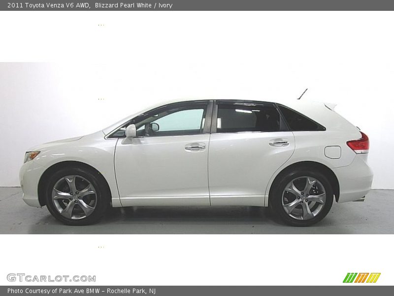 Blizzard Pearl White / Ivory 2011 Toyota Venza V6 AWD