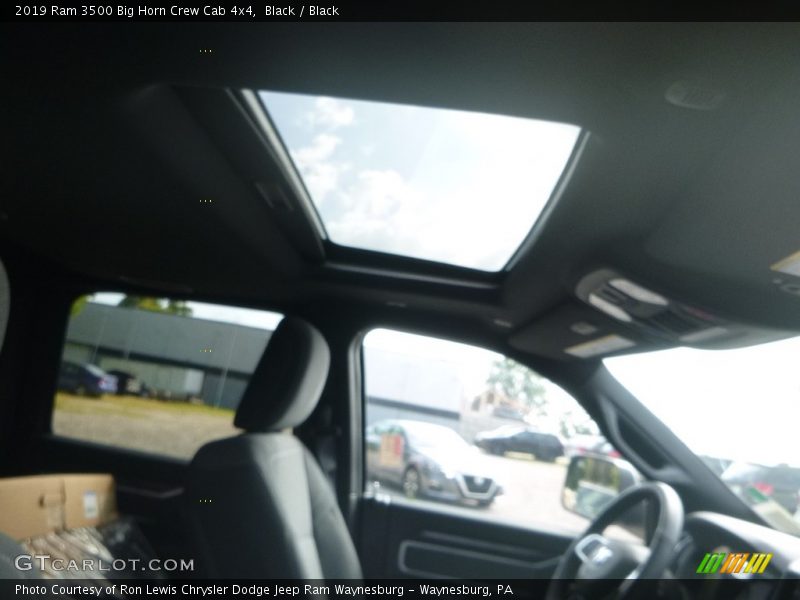 Black / Black 2019 Ram 3500 Big Horn Crew Cab 4x4
