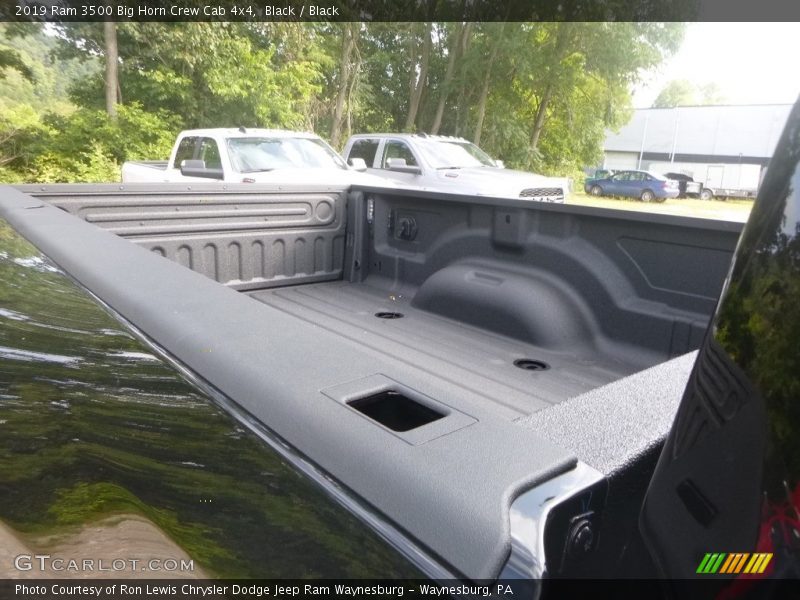 Black / Black 2019 Ram 3500 Big Horn Crew Cab 4x4