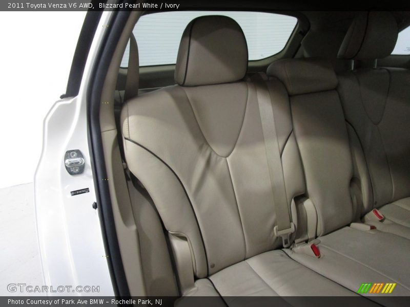 Blizzard Pearl White / Ivory 2011 Toyota Venza V6 AWD