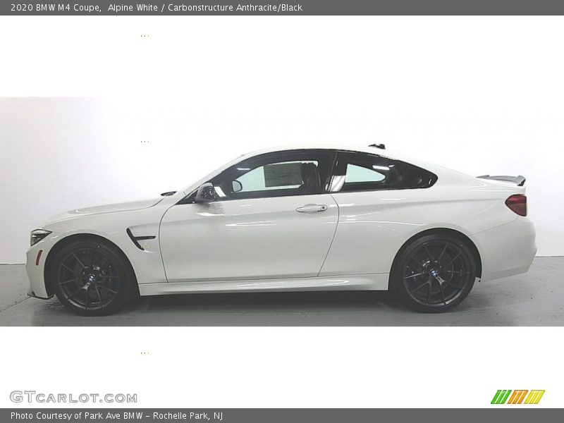 Alpine White / Carbonstructure Anthracite/Black 2020 BMW M4 Coupe