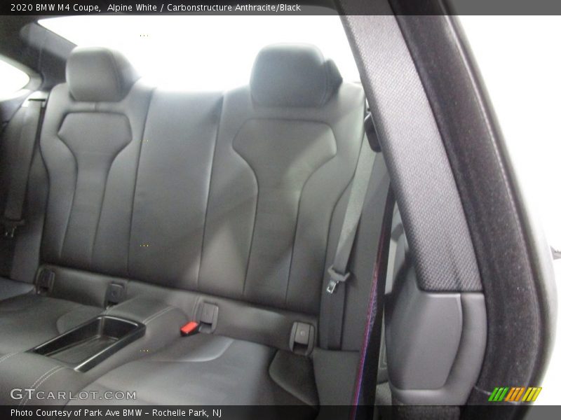 Alpine White / Carbonstructure Anthracite/Black 2020 BMW M4 Coupe