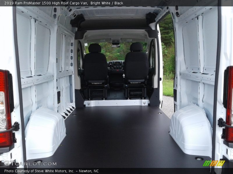 Bright White / Black 2019 Ram ProMaster 1500 High Roof Cargo Van