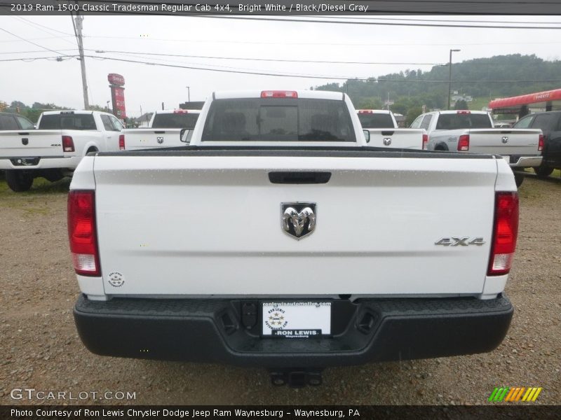 Bright White / Black/Diesel Gray 2019 Ram 1500 Classic Tradesman Regular Cab 4x4