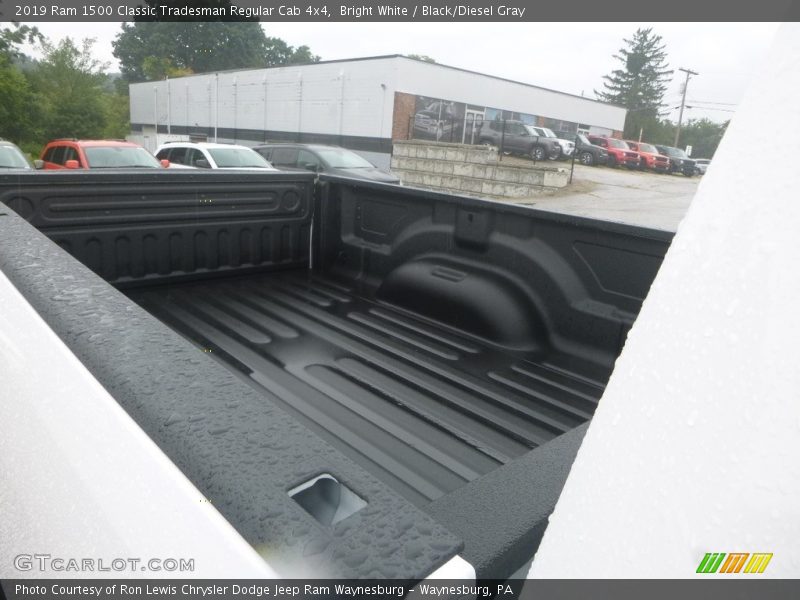 Bright White / Black/Diesel Gray 2019 Ram 1500 Classic Tradesman Regular Cab 4x4