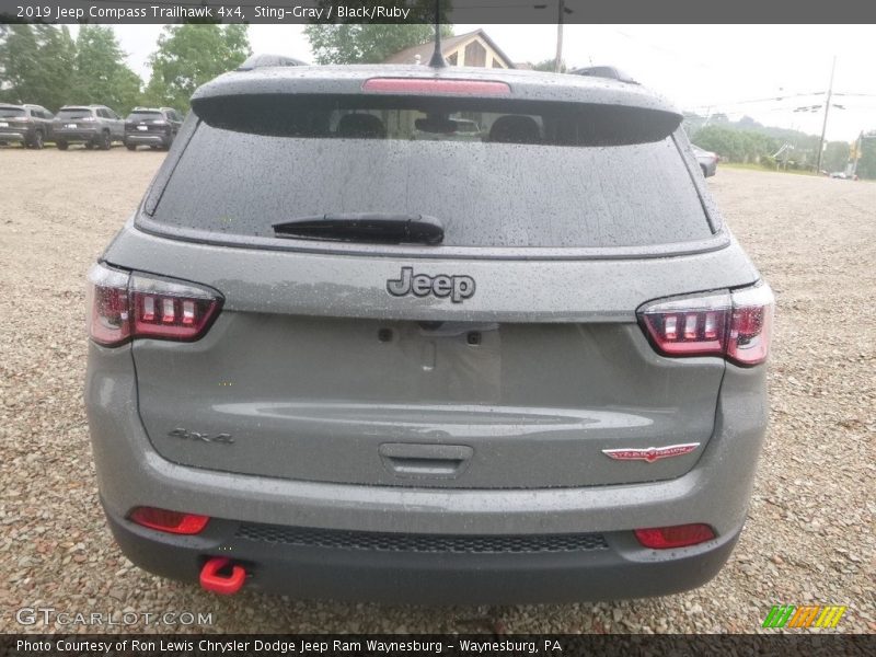 Sting-Gray / Black/Ruby 2019 Jeep Compass Trailhawk 4x4