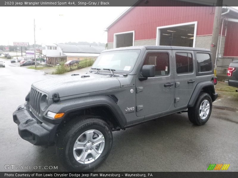 Front 3/4 View of 2020 Wrangler Unlimited Sport 4x4