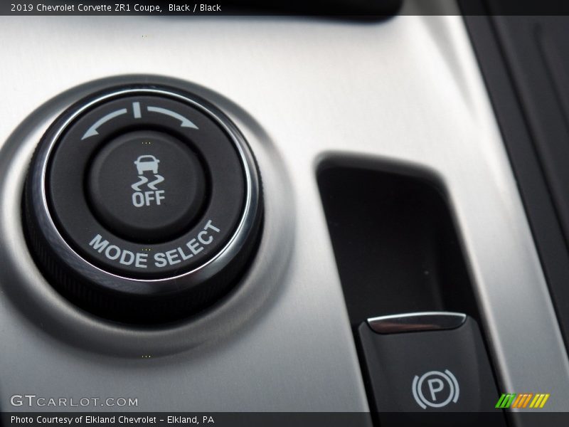 Controls of 2019 Corvette ZR1 Coupe