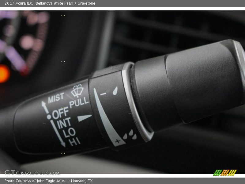 Bellanova White Pearl / Graystone 2017 Acura ILX
