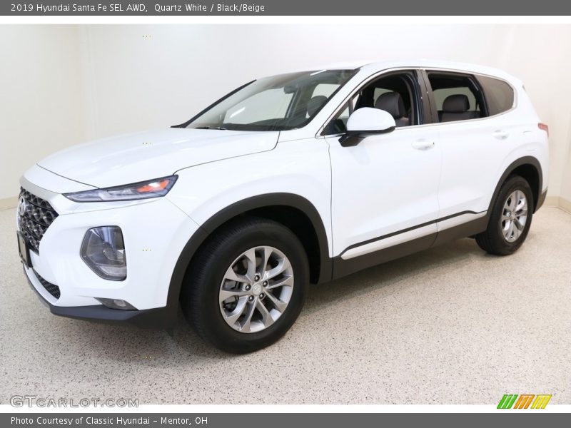 Quartz White / Black/Beige 2019 Hyundai Santa Fe SEL AWD