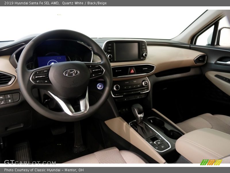 Quartz White / Black/Beige 2019 Hyundai Santa Fe SEL AWD