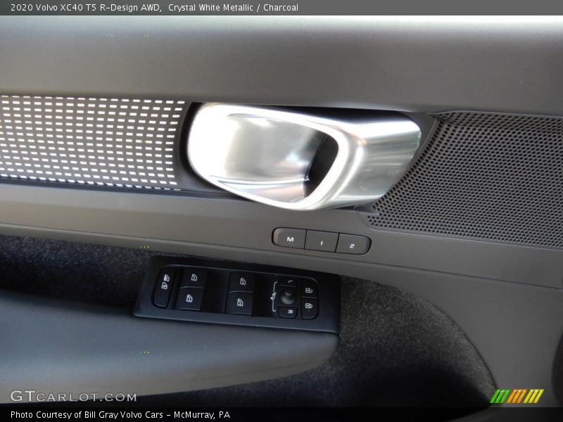 Controls of 2020 XC40 T5 R-Design AWD