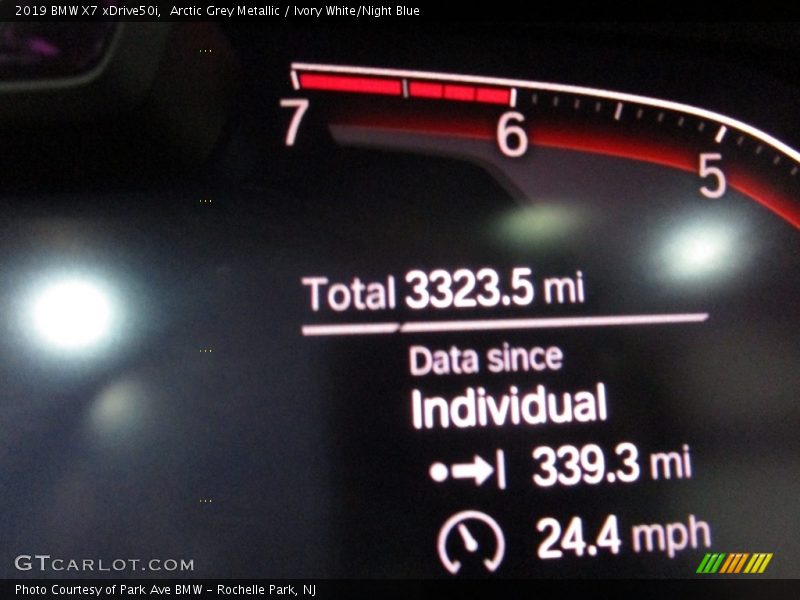 Arctic Grey Metallic / Ivory White/Night Blue 2019 BMW X7 xDrive50i