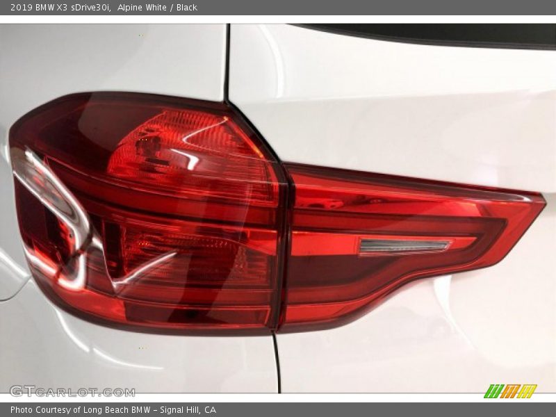 Alpine White / Black 2019 BMW X3 sDrive30i