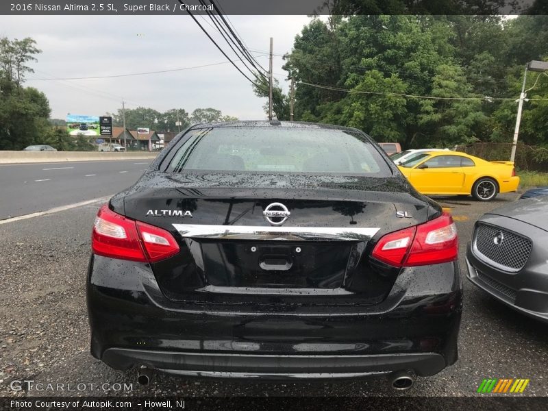 Super Black / Charcoal 2016 Nissan Altima 2.5 SL