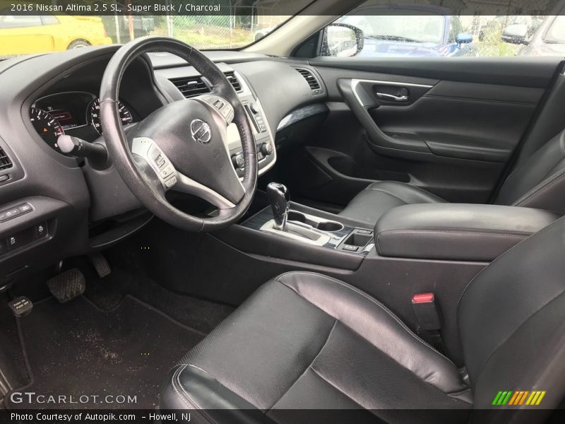 Super Black / Charcoal 2016 Nissan Altima 2.5 SL