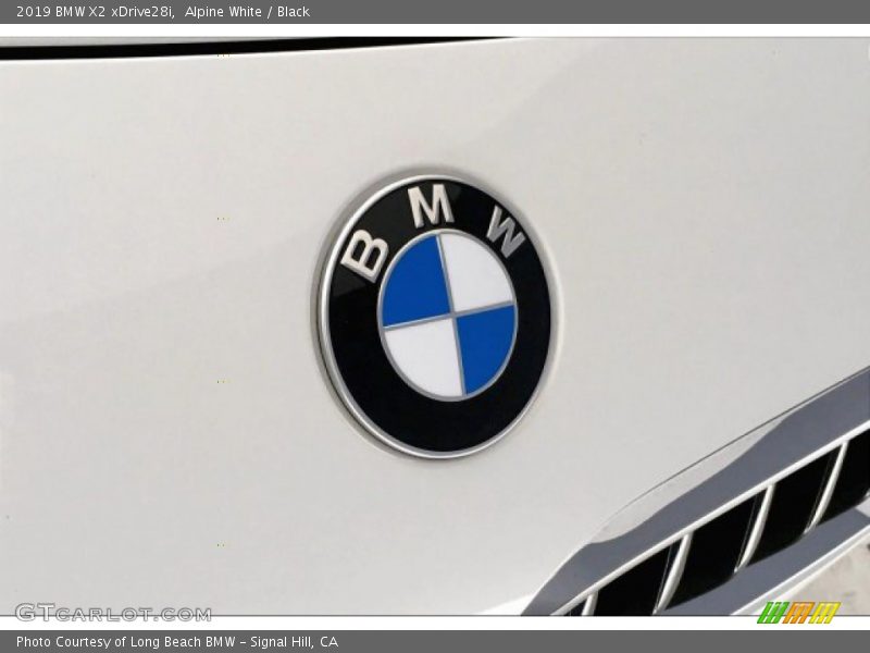 Alpine White / Black 2019 BMW X2 xDrive28i