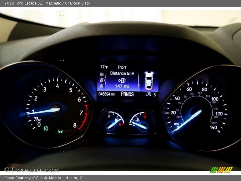 Magnetic / Charcoal Black 2018 Ford Escape SE