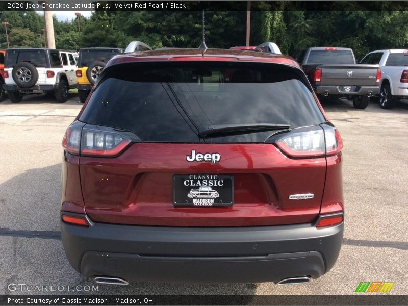 Velvet Red Pearl / Black 2020 Jeep Cherokee Latitude Plus
