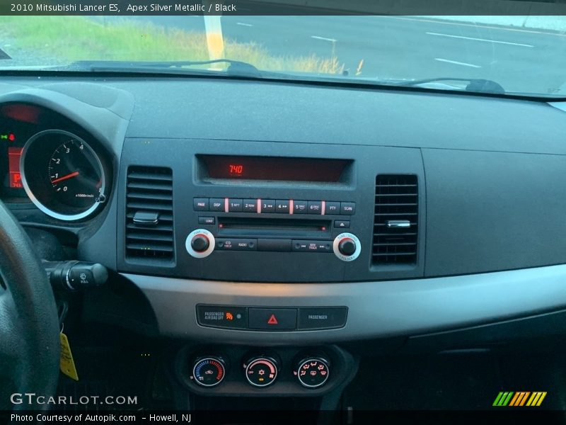 Apex Silver Metallic / Black 2010 Mitsubishi Lancer ES