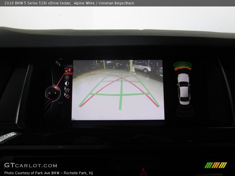Alpine White / Venetian Beige/Black 2016 BMW 5 Series 528i xDrive Sedan
