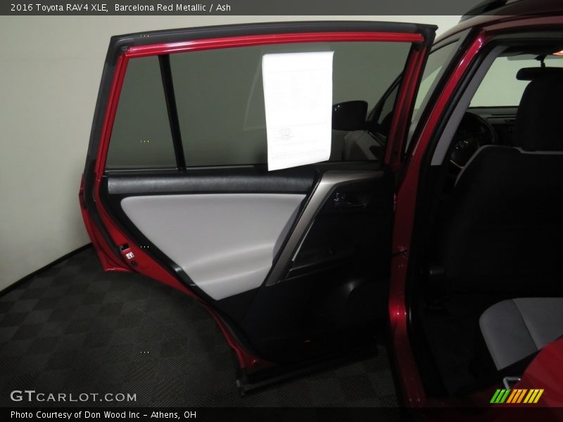 Barcelona Red Metallic / Ash 2016 Toyota RAV4 XLE