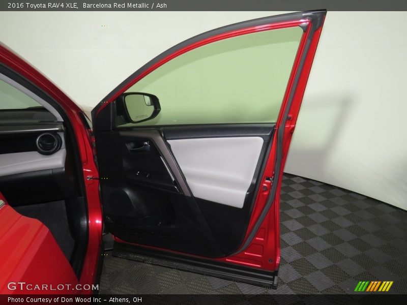 Barcelona Red Metallic / Ash 2016 Toyota RAV4 XLE