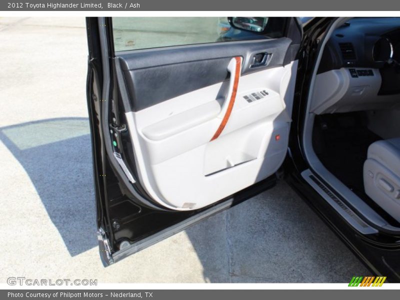Black / Ash 2012 Toyota Highlander Limited