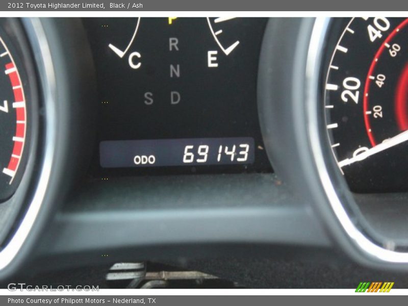 Black / Ash 2012 Toyota Highlander Limited