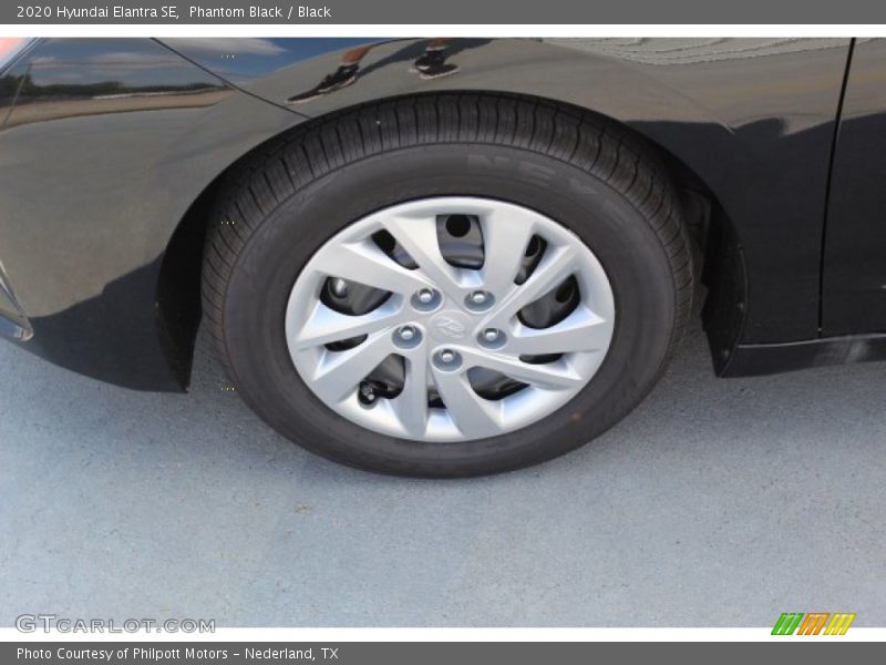 Phantom Black / Black 2020 Hyundai Elantra SE