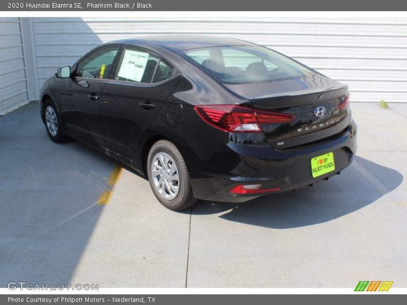 Phantom Black / Black 2020 Hyundai Elantra SE