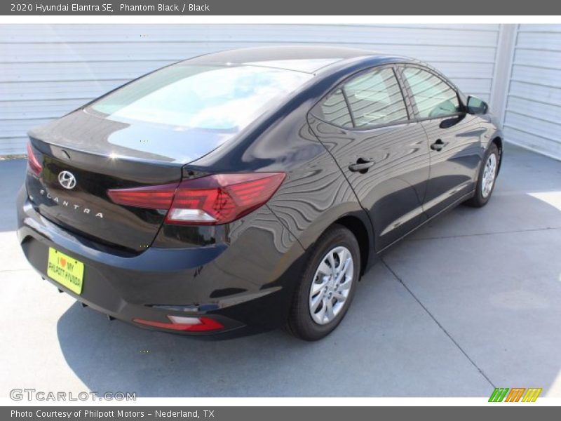 Phantom Black / Black 2020 Hyundai Elantra SE