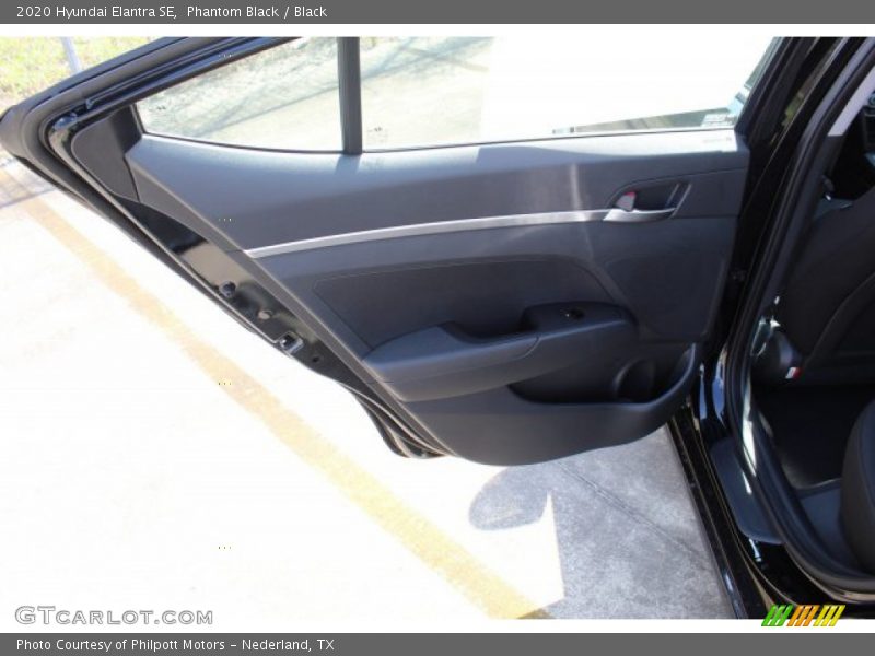 Phantom Black / Black 2020 Hyundai Elantra SE