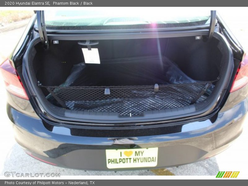 Phantom Black / Black 2020 Hyundai Elantra SE