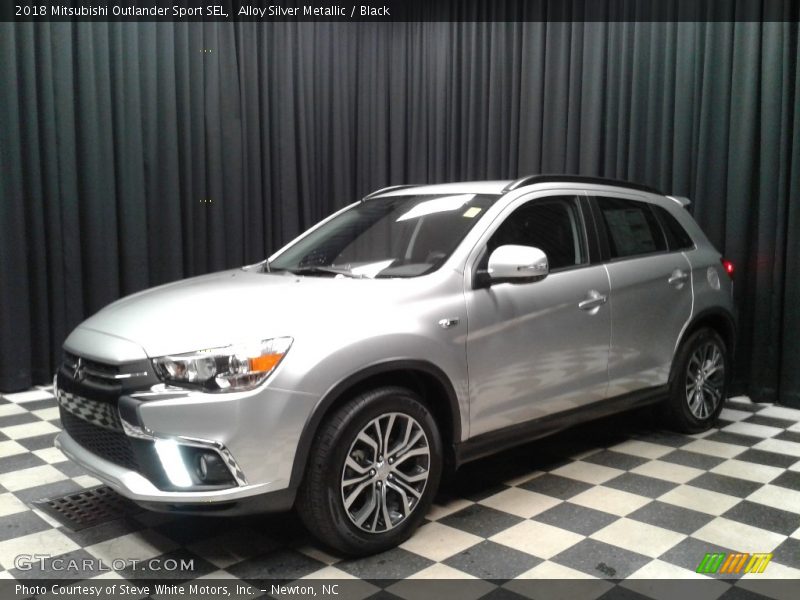 Alloy Silver Metallic / Black 2018 Mitsubishi Outlander Sport SEL