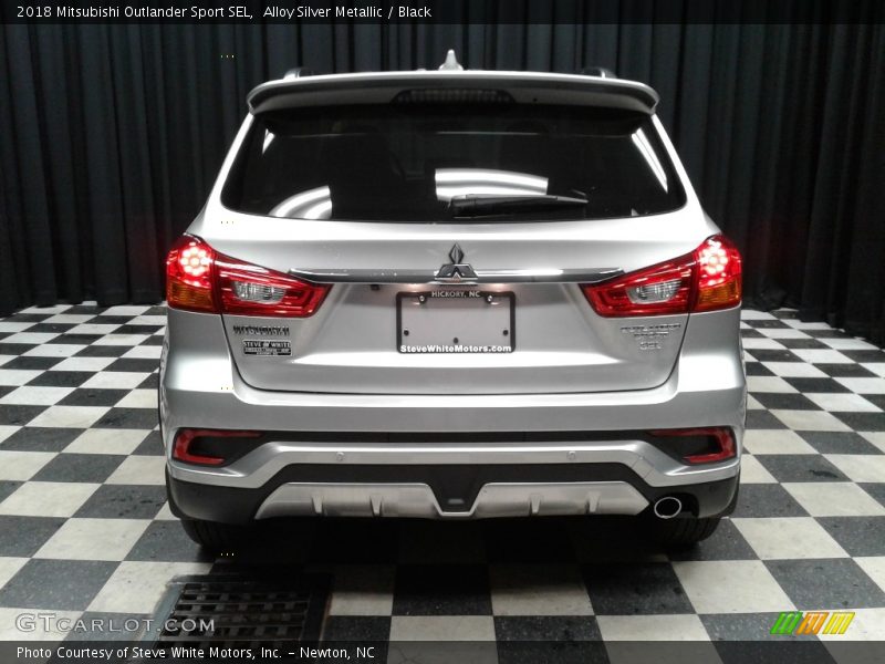 Alloy Silver Metallic / Black 2018 Mitsubishi Outlander Sport SEL