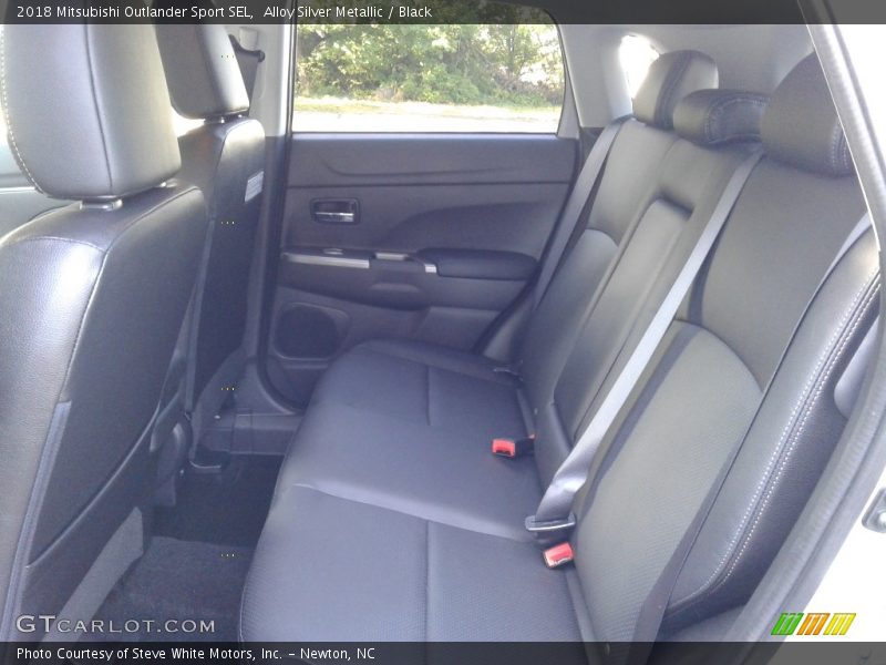 Alloy Silver Metallic / Black 2018 Mitsubishi Outlander Sport SEL