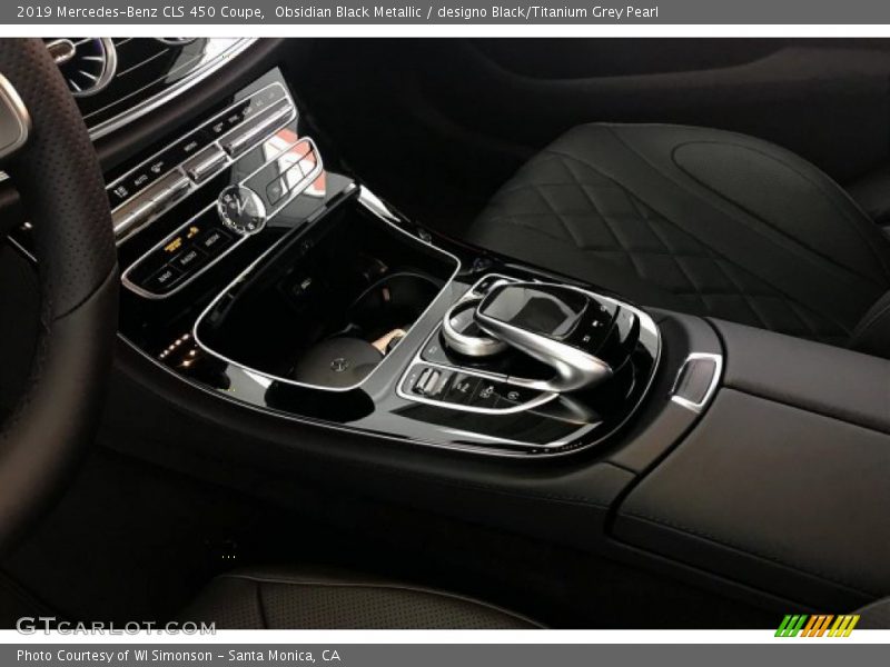 Obsidian Black Metallic / designo Black/Titanium Grey Pearl 2019 Mercedes-Benz CLS 450 Coupe