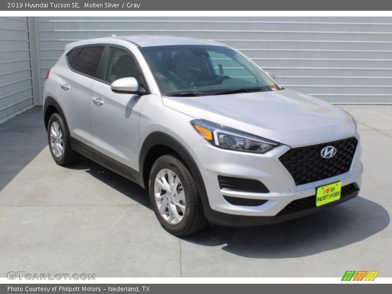 Molten Silver / Gray 2019 Hyundai Tucson SE