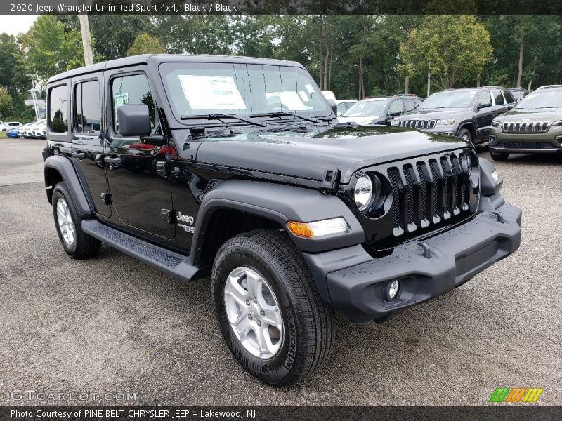 Front 3/4 View of 2020 Wrangler Unlimited Sport 4x4