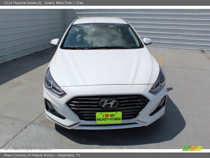Quartz White Pearl / Gray 2019 Hyundai Sonata SE