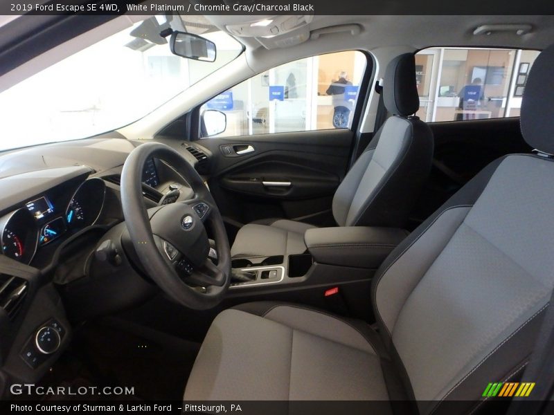 White Platinum / Chromite Gray/Charcoal Black 2019 Ford Escape SE 4WD