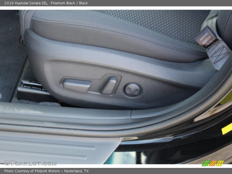Phantom Black / Black 2019 Hyundai Sonata SEL
