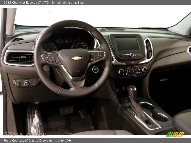 Summit White / Jet Black 2018 Chevrolet Equinox LT AWD
