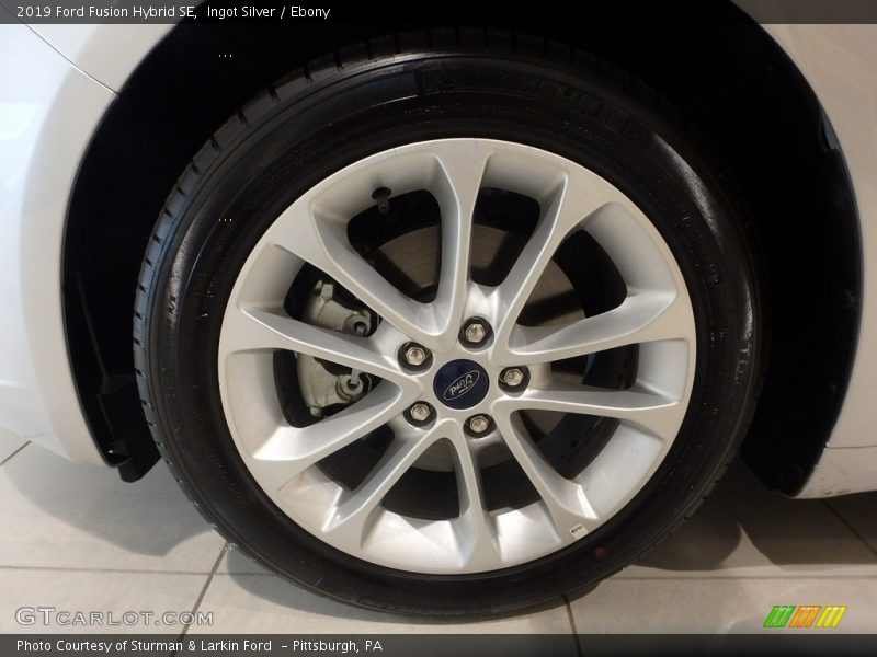 Ingot Silver / Ebony 2019 Ford Fusion Hybrid SE