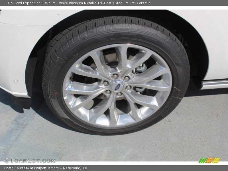 White Platinum Metallic Tri-Coat / Medium Soft Ceramic 2019 Ford Expedition Platinum