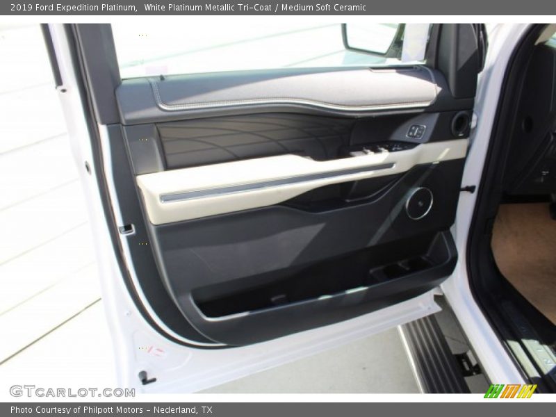 White Platinum Metallic Tri-Coat / Medium Soft Ceramic 2019 Ford Expedition Platinum
