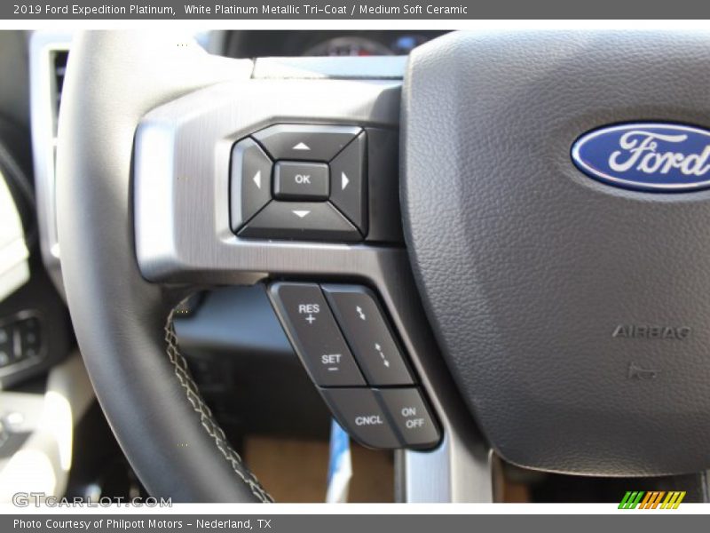 White Platinum Metallic Tri-Coat / Medium Soft Ceramic 2019 Ford Expedition Platinum