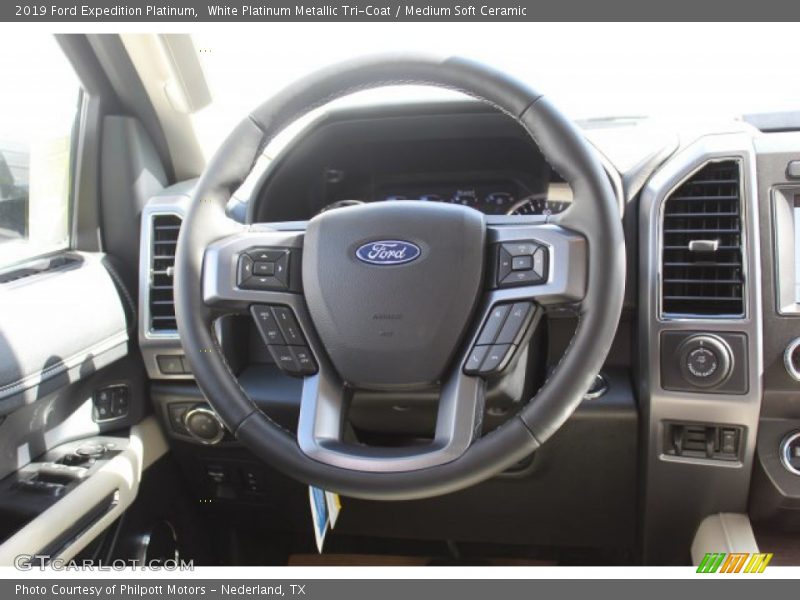 White Platinum Metallic Tri-Coat / Medium Soft Ceramic 2019 Ford Expedition Platinum