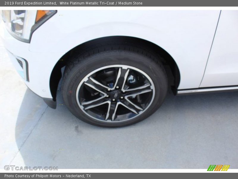 White Platinum Metallic Tri-Coat / Medium Stone 2019 Ford Expedition Limited